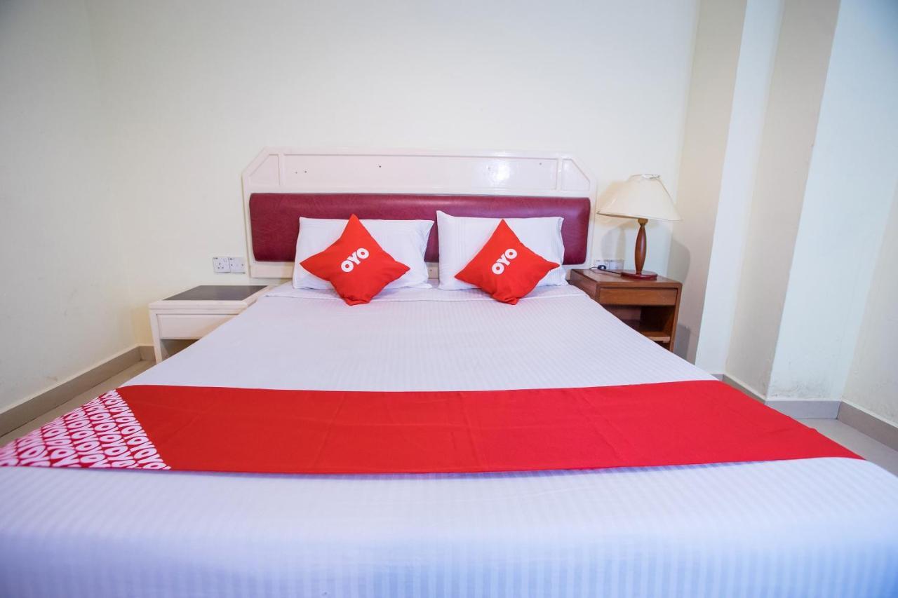Carlton Star Hotel Серембан Екстериор снимка