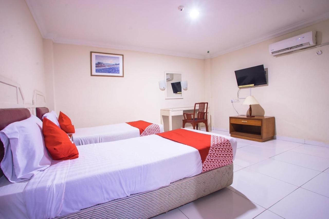 Carlton Star Hotel Серембан Екстериор снимка